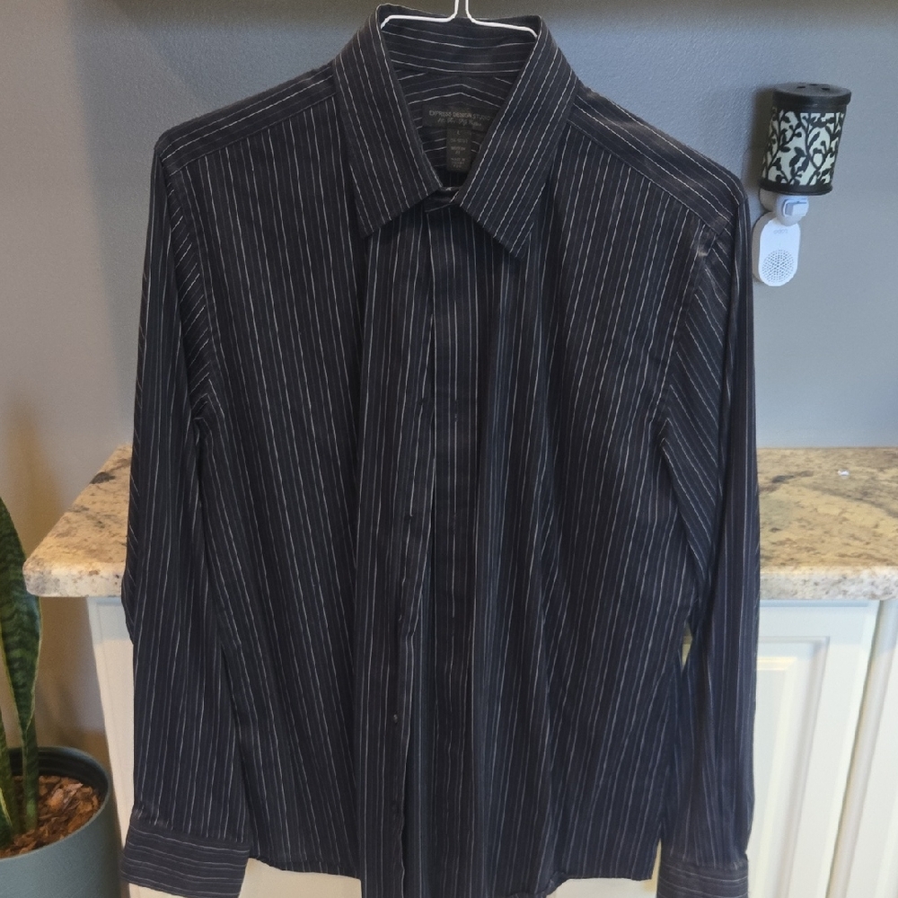 Express Design Studio Black Pinstripe Dress Shirt 16-16.5 Neck 100% Cotton